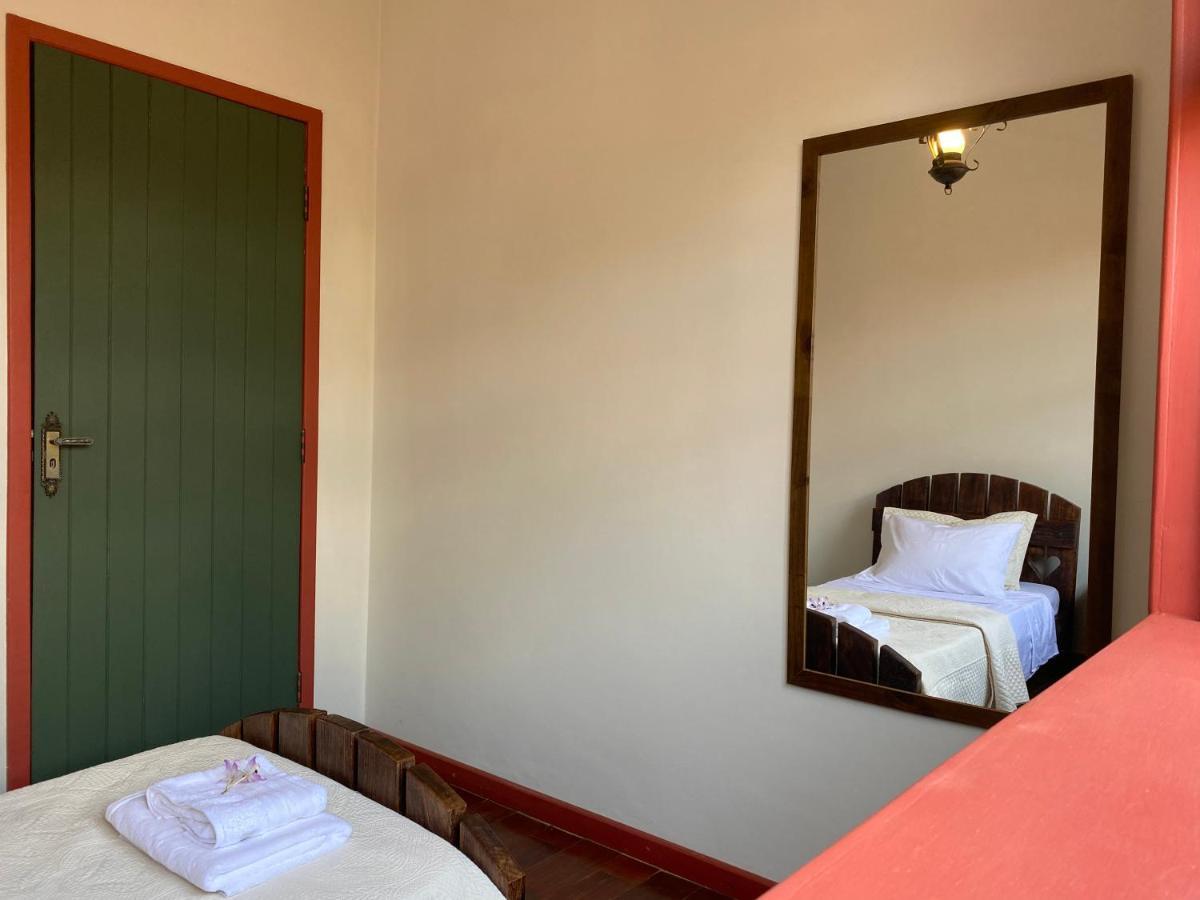 Casa No Centro Historico De Catas Altas Villa Kültér fotó